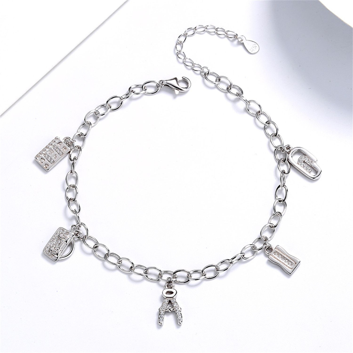 Adjustable Length Silver bracelet with Simple Yet Elegant Design