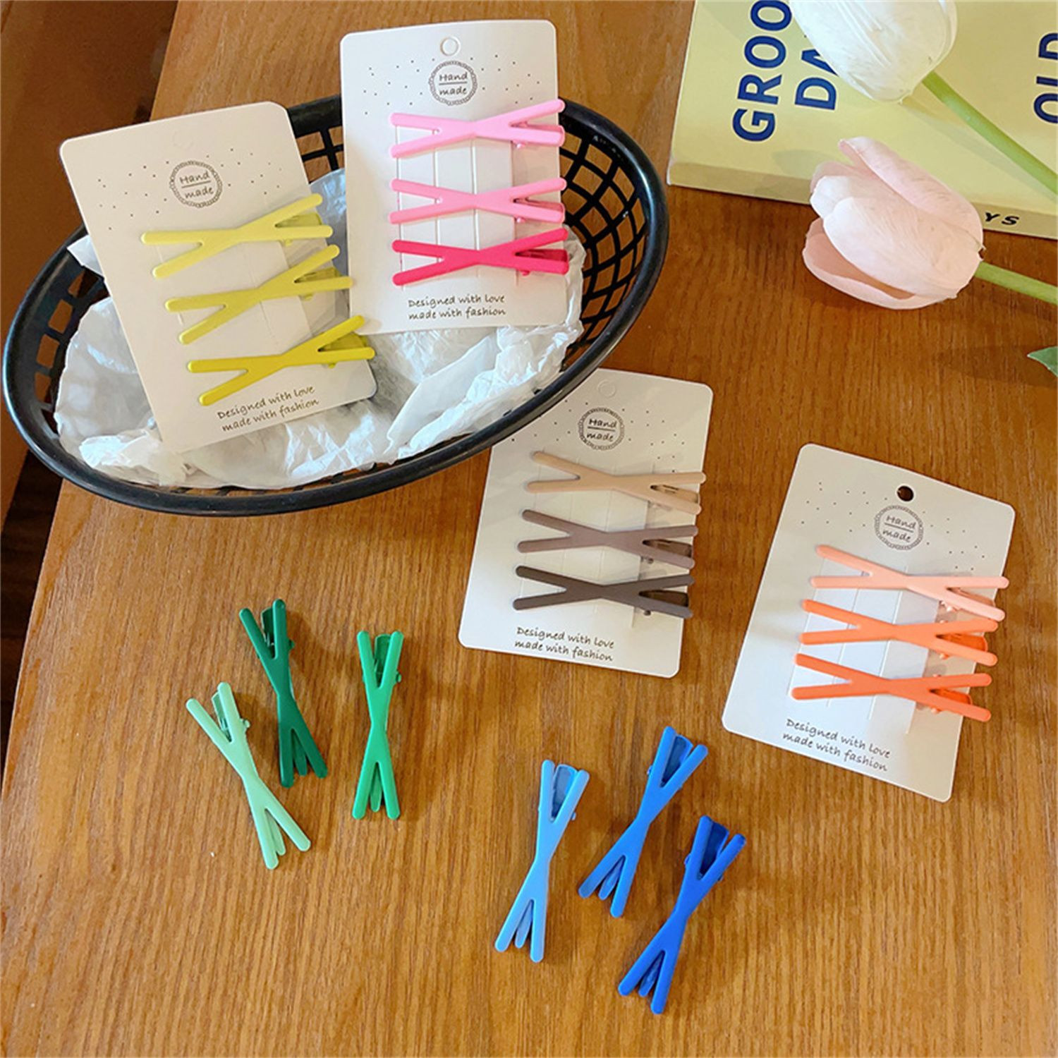Wholesale womens solid color no crease metal hairpin